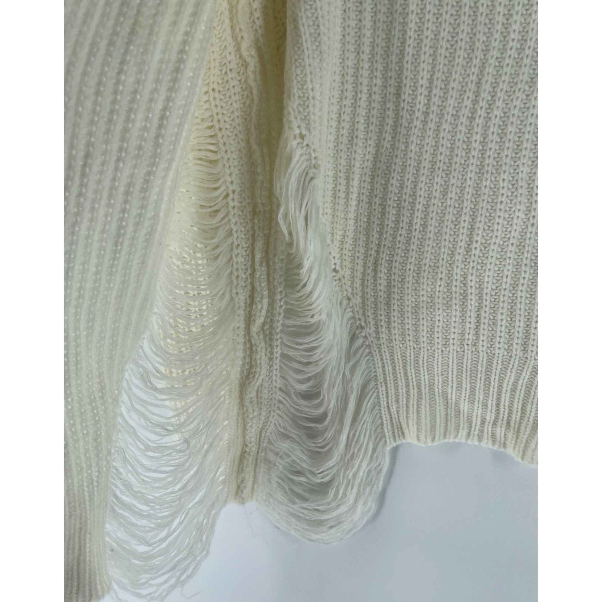 Urban Heritage Women’s Small Cream Cardigan W/ Fringe Detailing