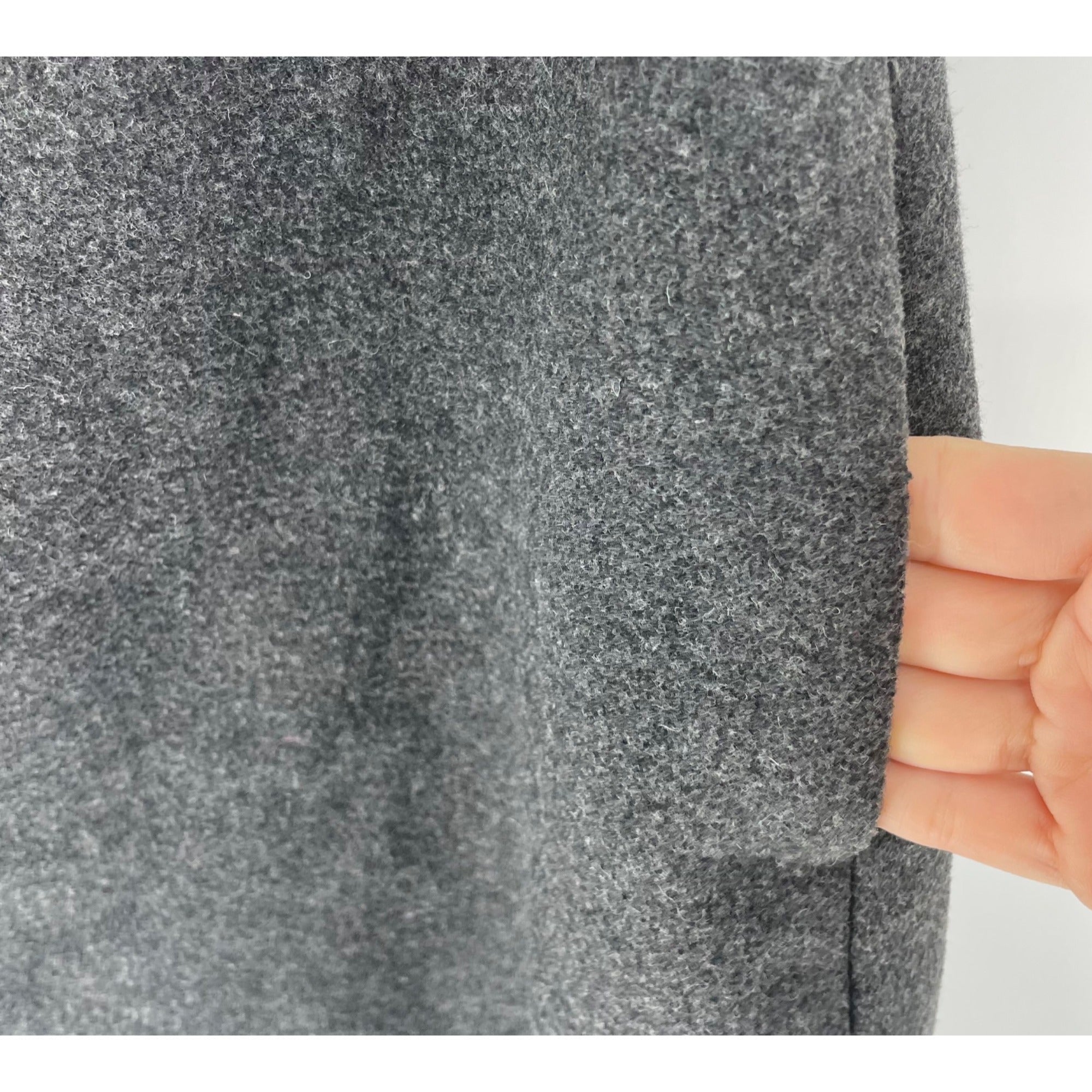 Women’s Medium Grey Mini Skirt