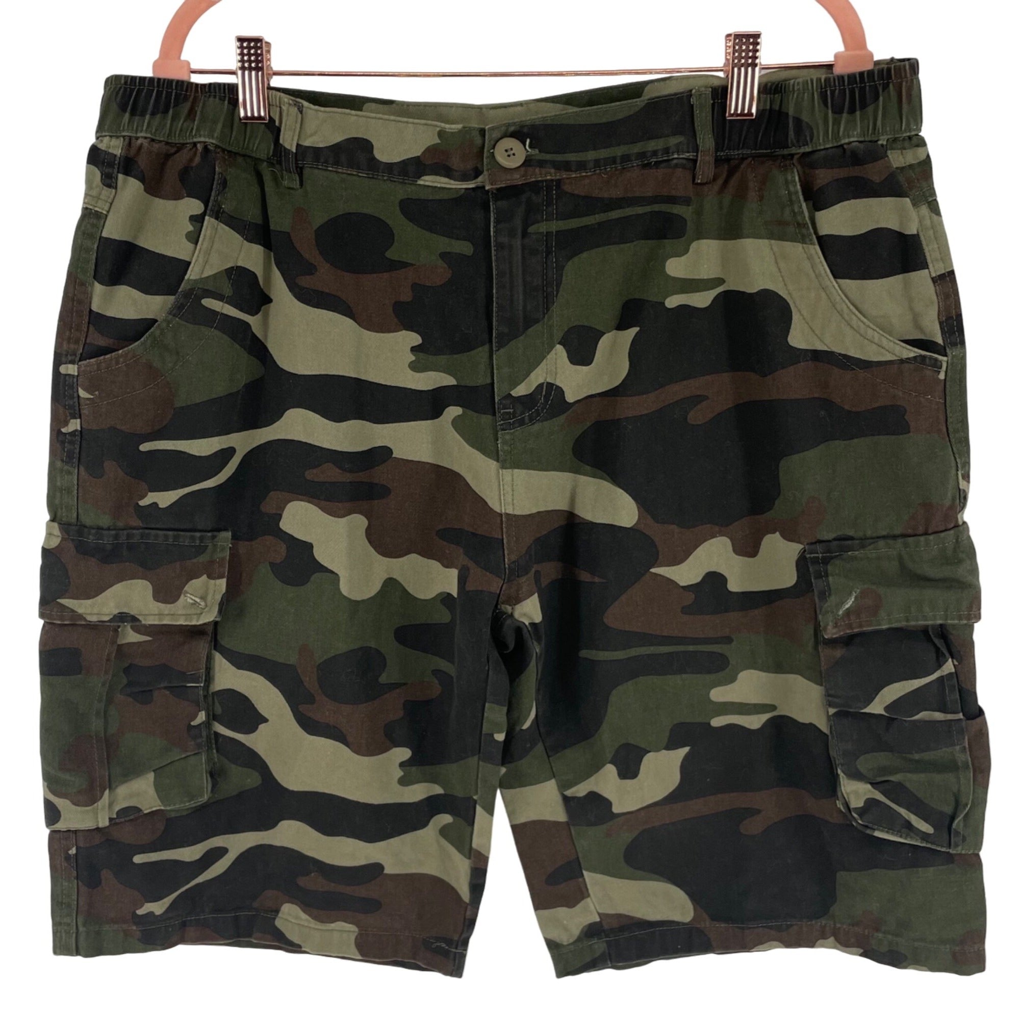 Men's Size 38 (XL) Army Green Camo Military Cargo Shorts W/ Pockets