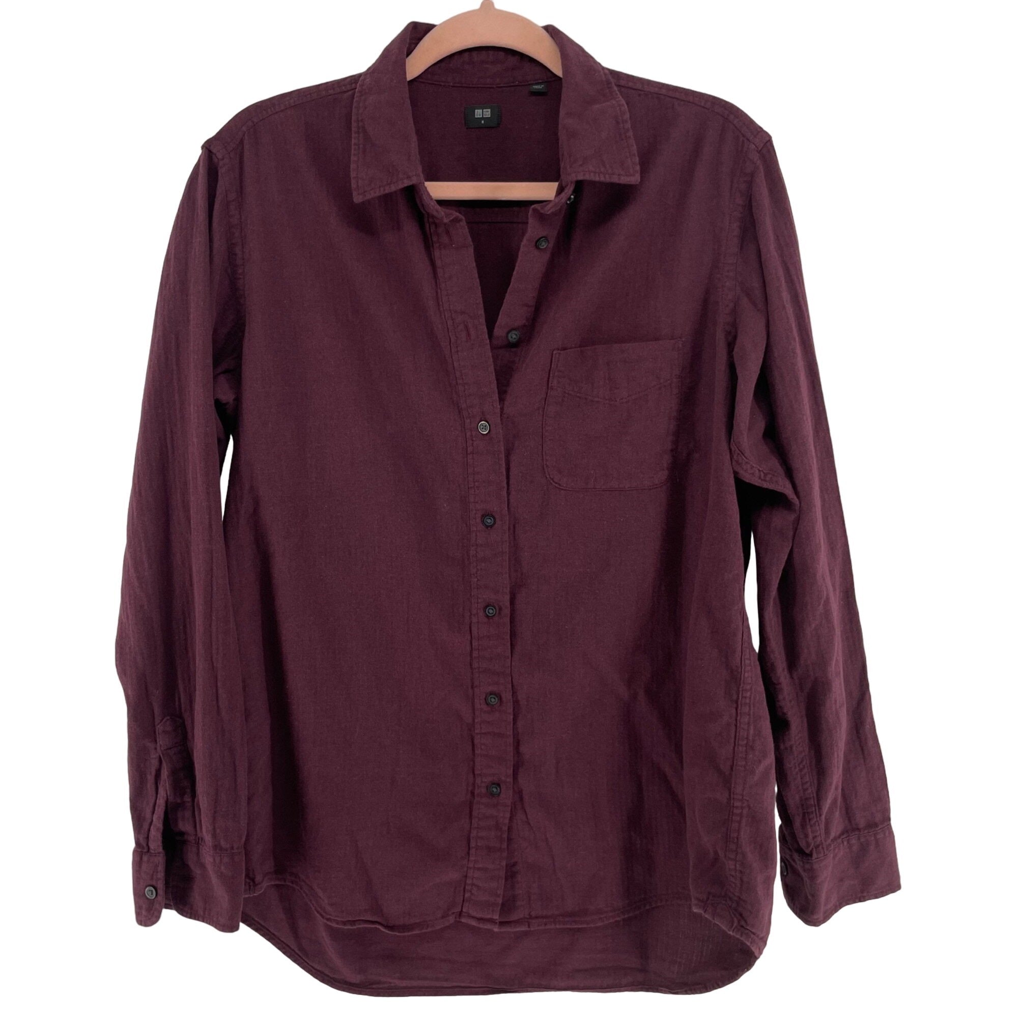 Uniqlo Men's Size Medium Maroon/Burgundy Collared Button-Down Shirt