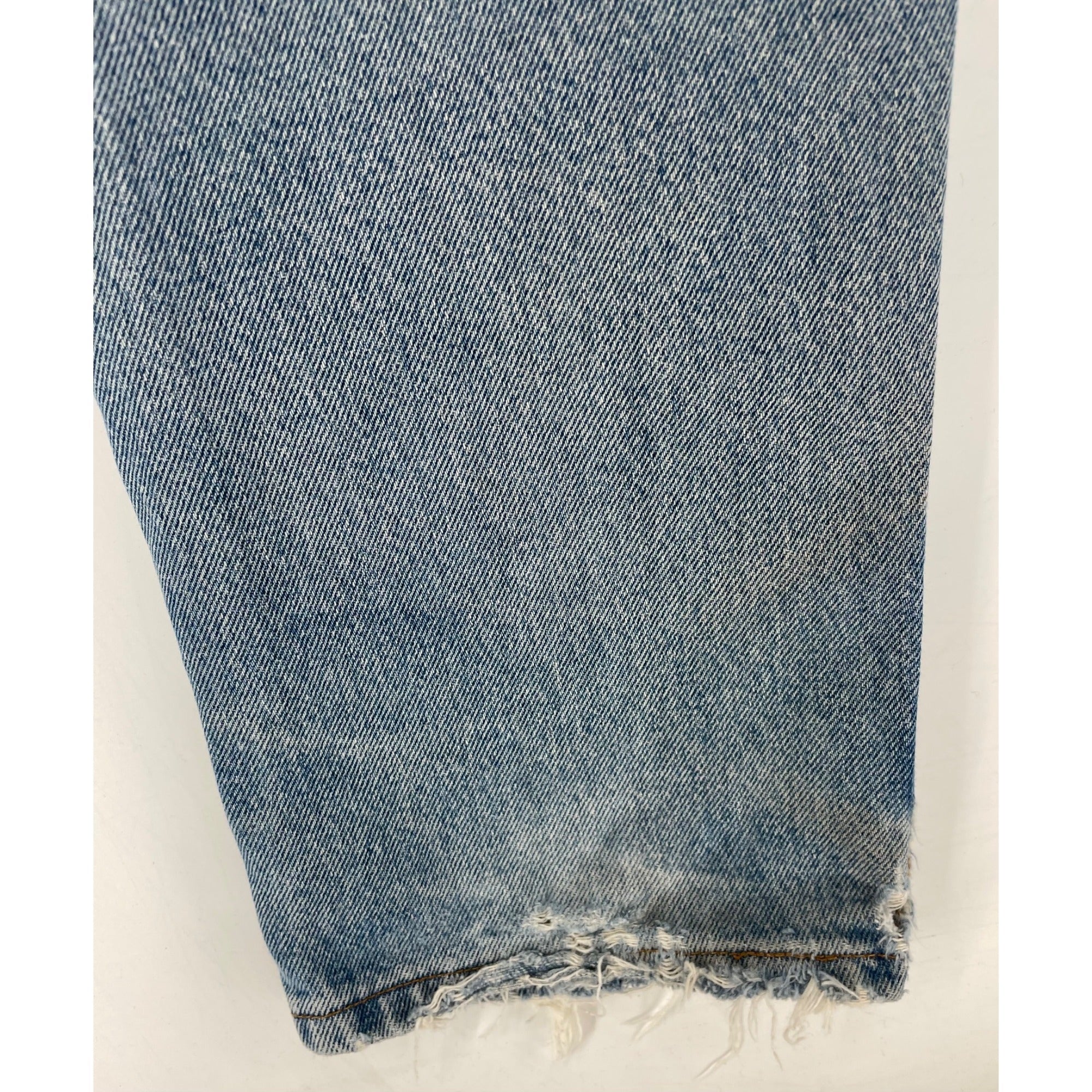 Lee Men's Size 30 X 30 Straight Leg Size Small Distressed Denim Pants