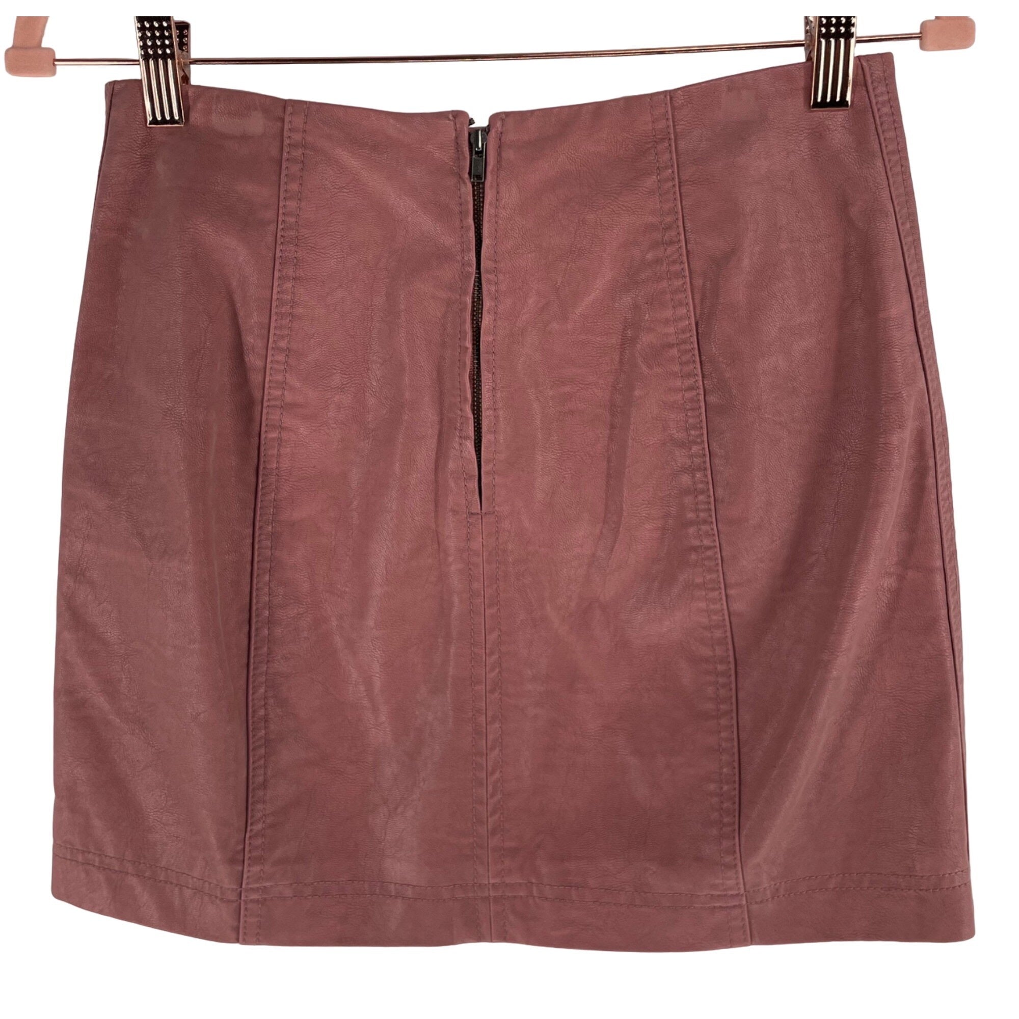 Free People Women's Size 2 Pink/Mauve Faux Leather Mini Skirt