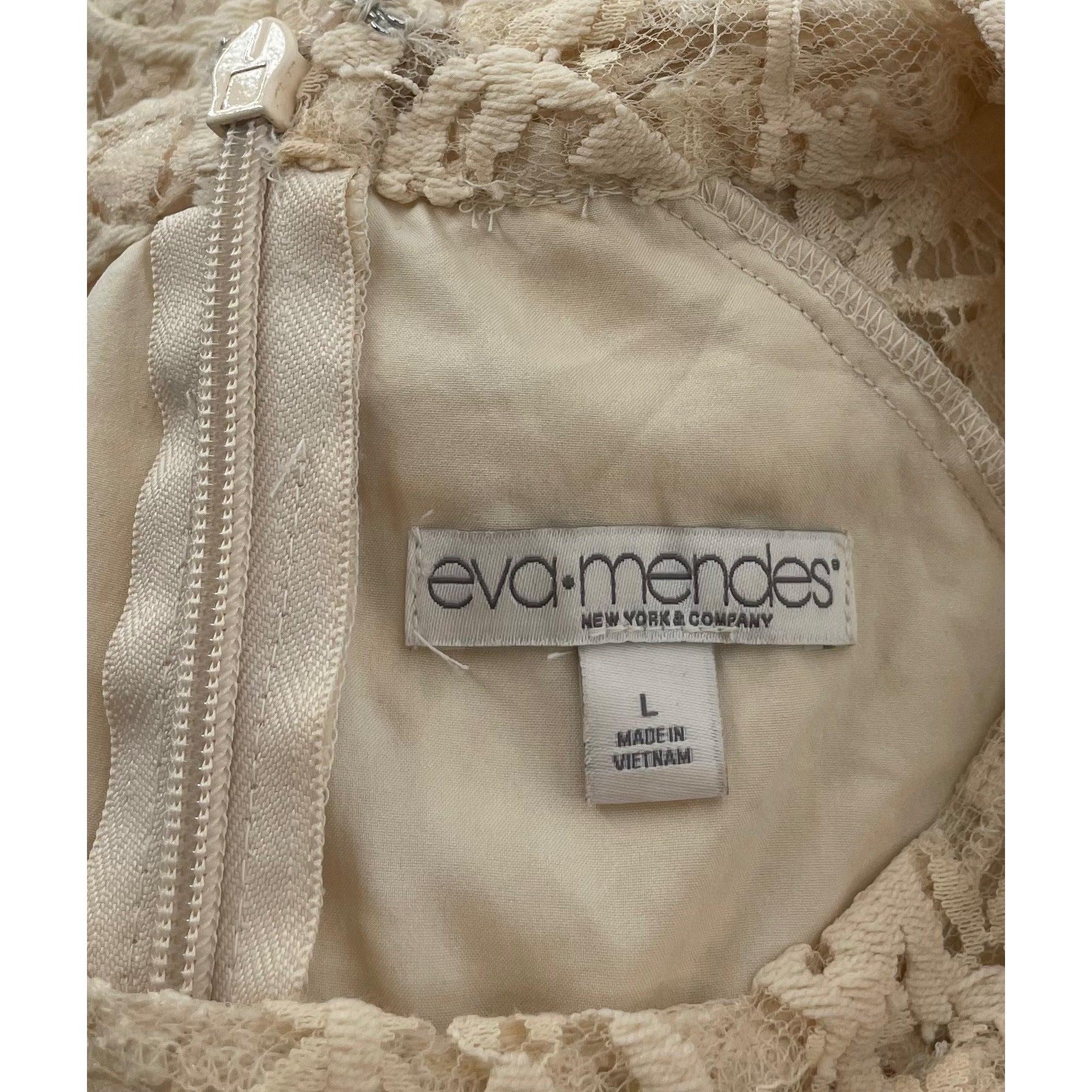 Eva Mendes Women's Size Large Cream Lace Mini Sheath Dress W/ Puff Sleeves