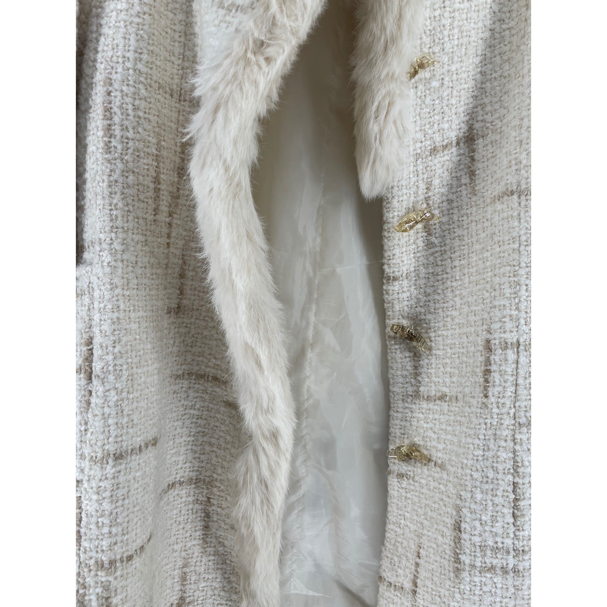 WES Women's Size 40 Cream Tweed Winter Coat with Genuine Fur Trimming