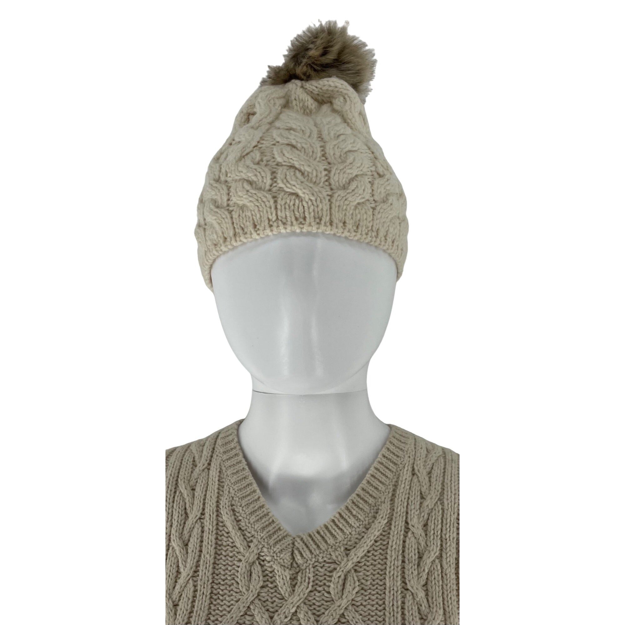 NWOT Women's Small Cream Cable-Knit Aran Sweater Market Merino Wool Faux Fur Pom Pom Beanie