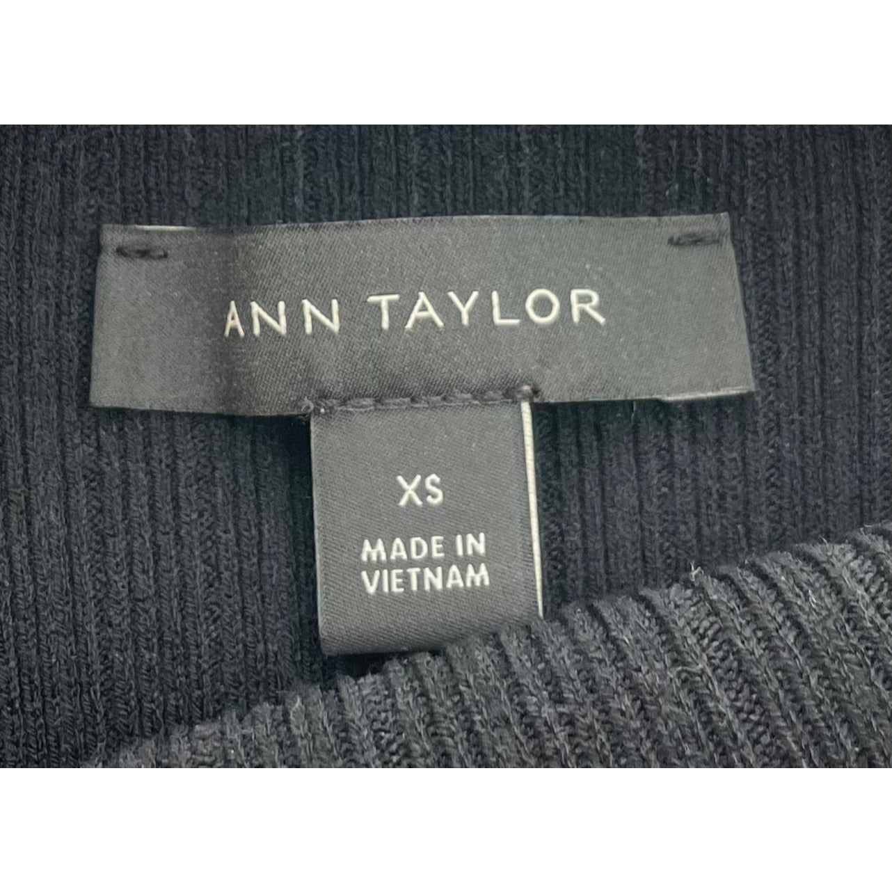 Ann Taylor Women's Size XS Black White Two-Tone Ribbed Top