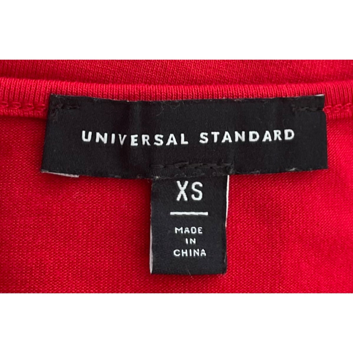 Universal Standard Women's Size XS Red Asymmetrical Crew Neck T-Shirt