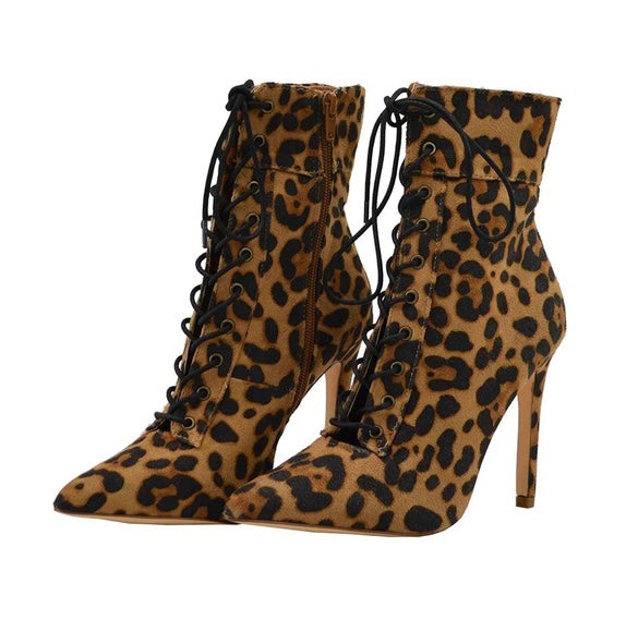 Olivia Jaymes Women’s 7.5 Leopard Print Lace-Up Ankle Booties