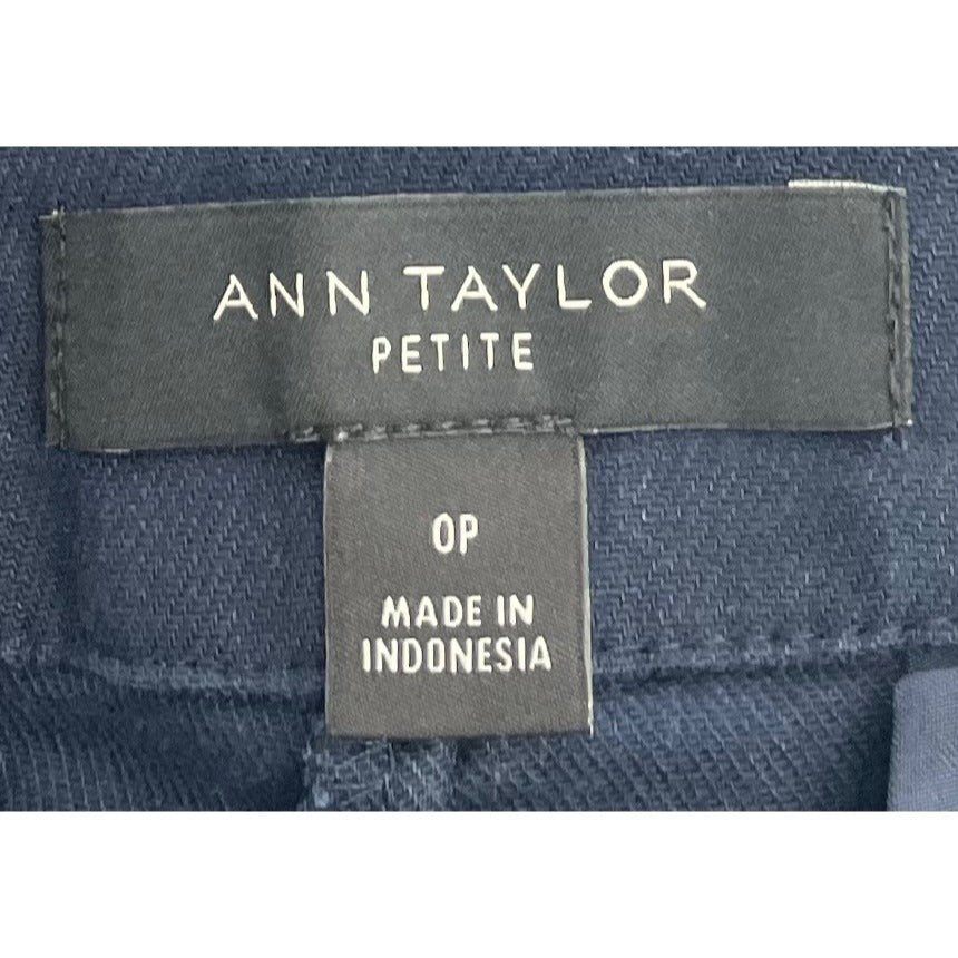 Ann Taylor Women's 0 Petite Navy Cropped Flared Pants W/ Buttons