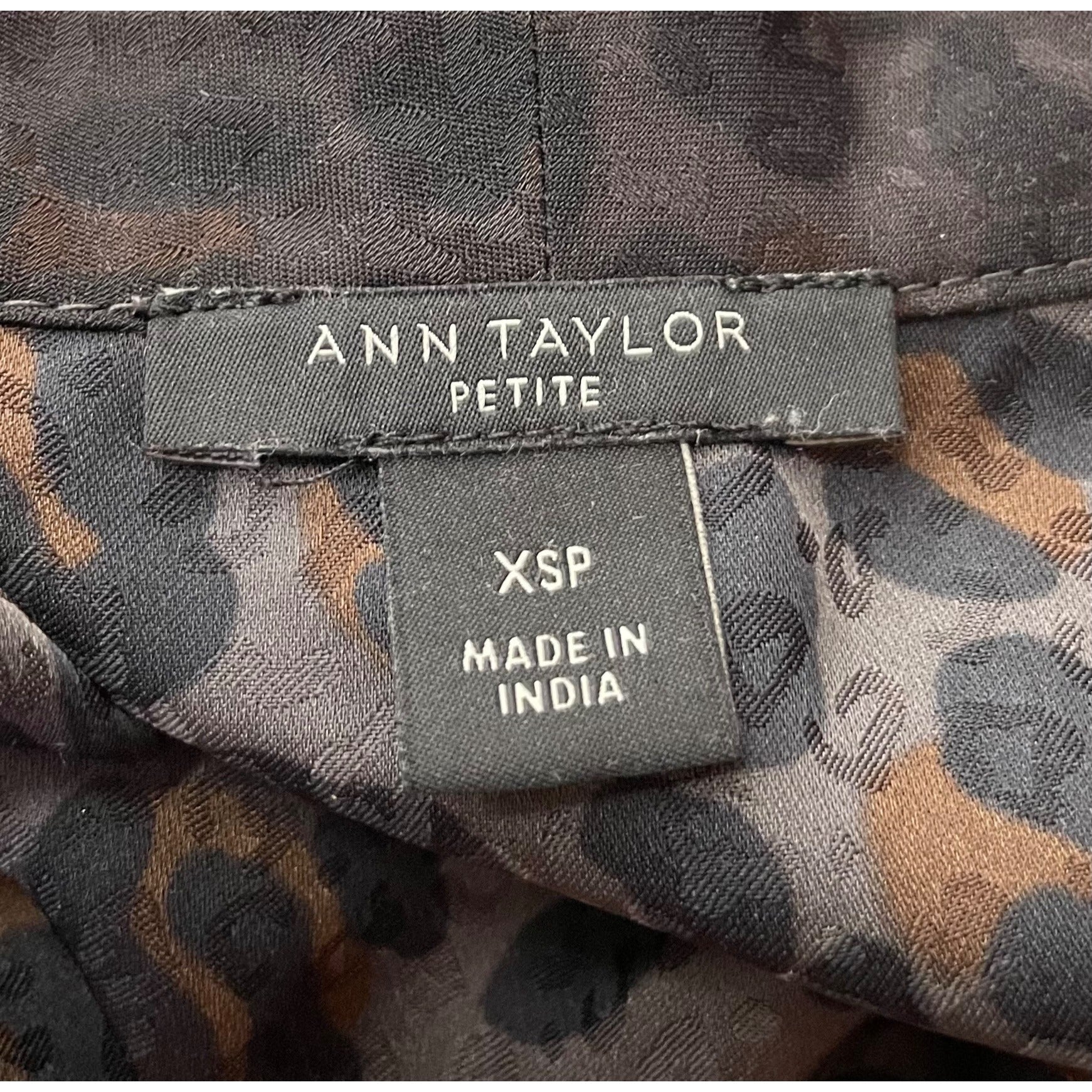 NWOT Ann Taylor Petite Women’s XSP Sheer Leopard Print Gray/Black/Brown Blouse W/ Sash