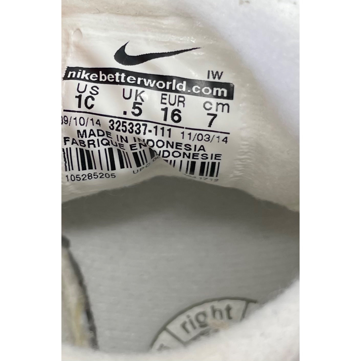 NIKE Baby Girl's Size 1 Year White Tennis Shoe Sneakers