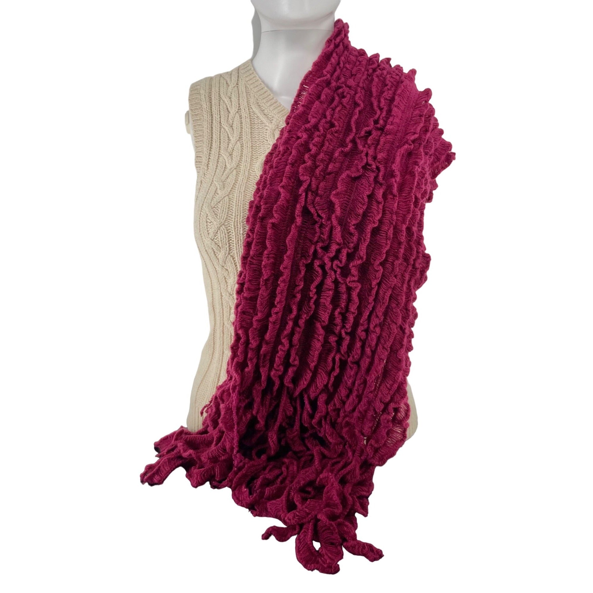 NWOT Women's Magenta Knit Scarf W/ Tassels