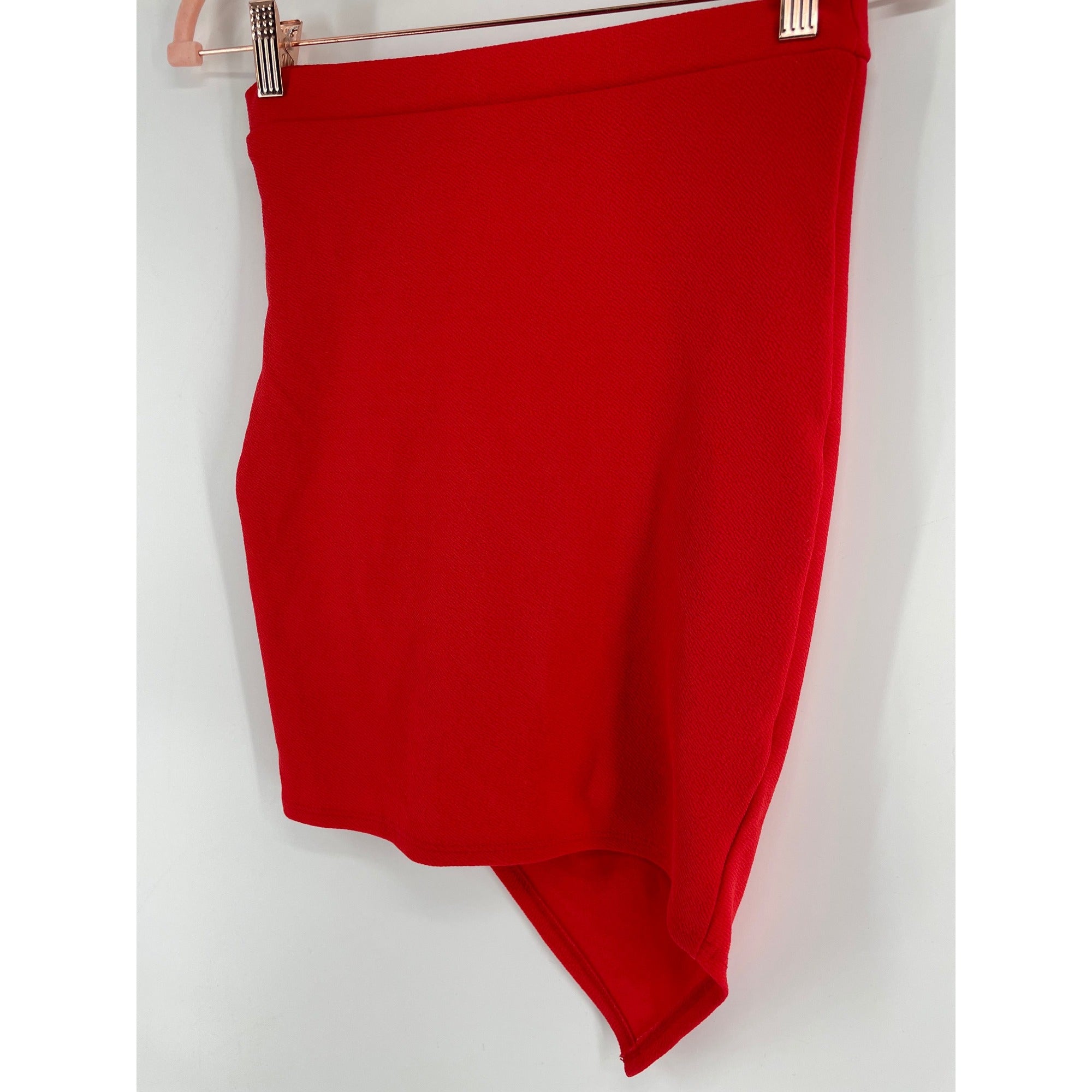 A'Gaci Women's Size Medium Red Asymmetrical Pleated Midi Skirt