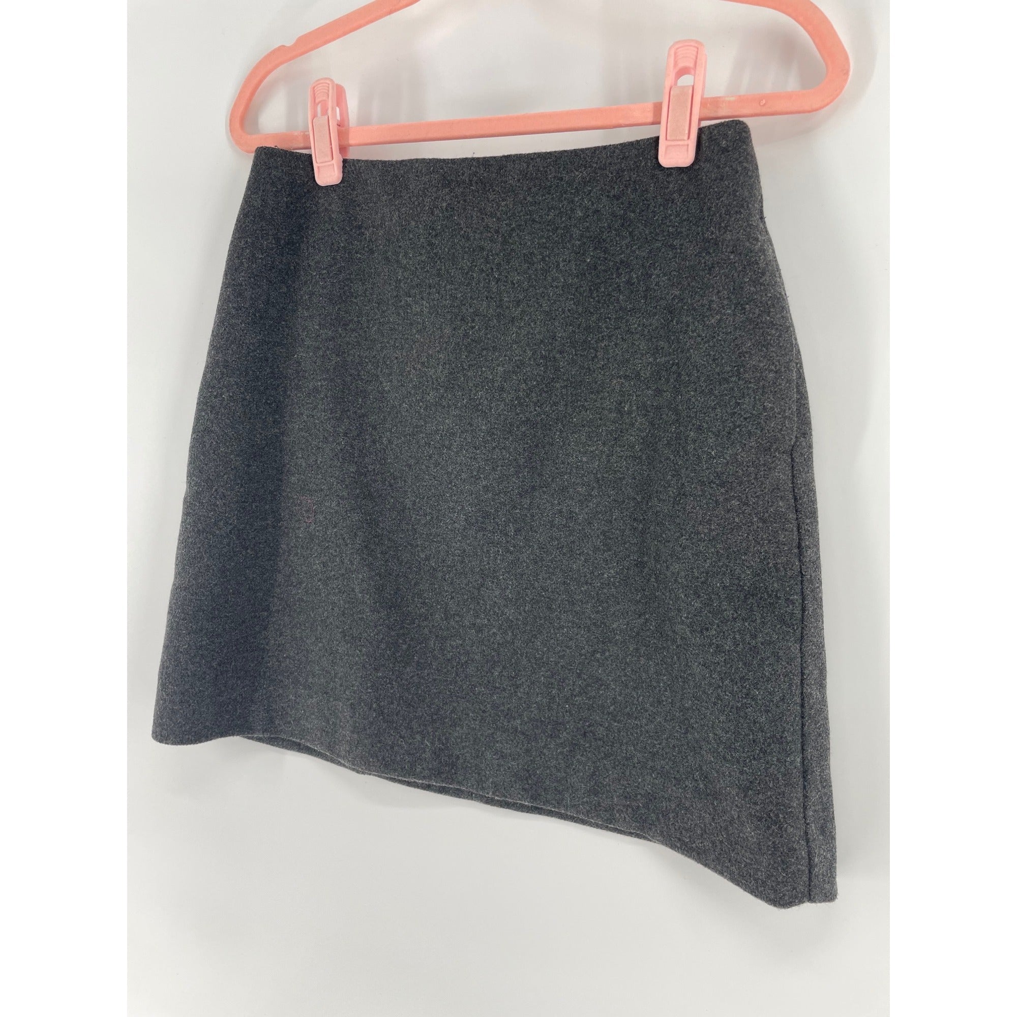 Women’s Medium Grey Mini Skirt