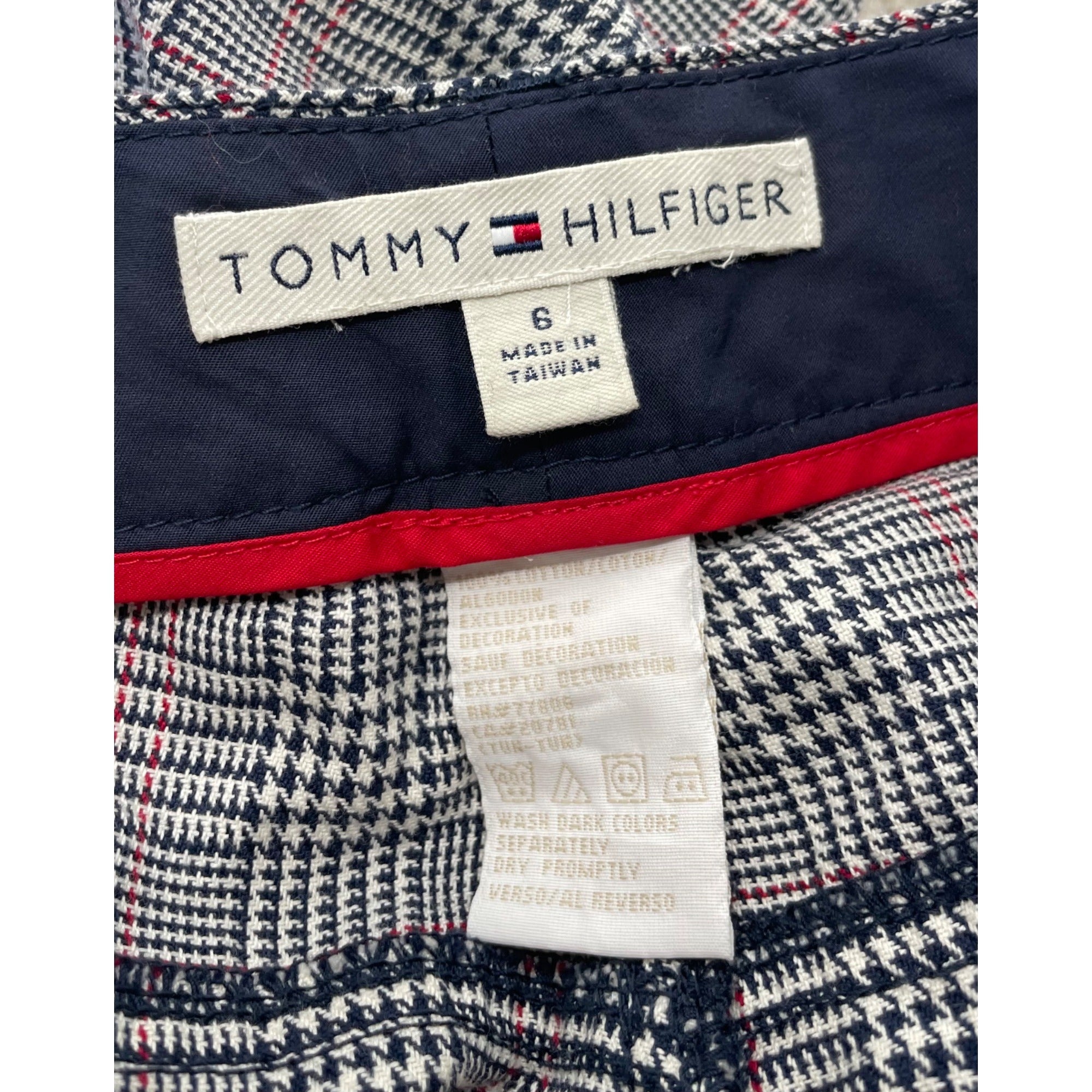 Tommy Hilfiger Women’s Size 6 Black/Red/White Wide Leg Plaid Pants